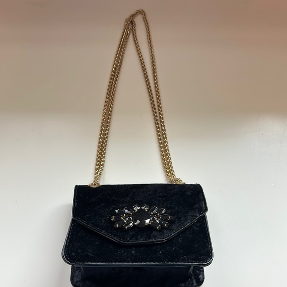 RSVP Black and Gold Shoulder Bag with Chain Straps - Picture 1 of 2